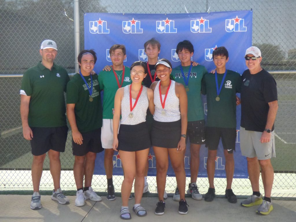 Good luck to Reagan Tennis at Regionals – Rattler Sports