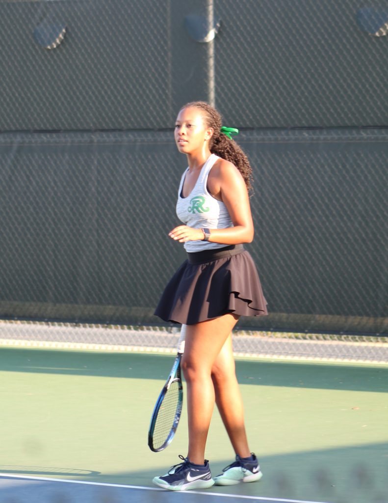 Varsity Tennis Sweeps Its Way Toward the Top – Rattler Sports