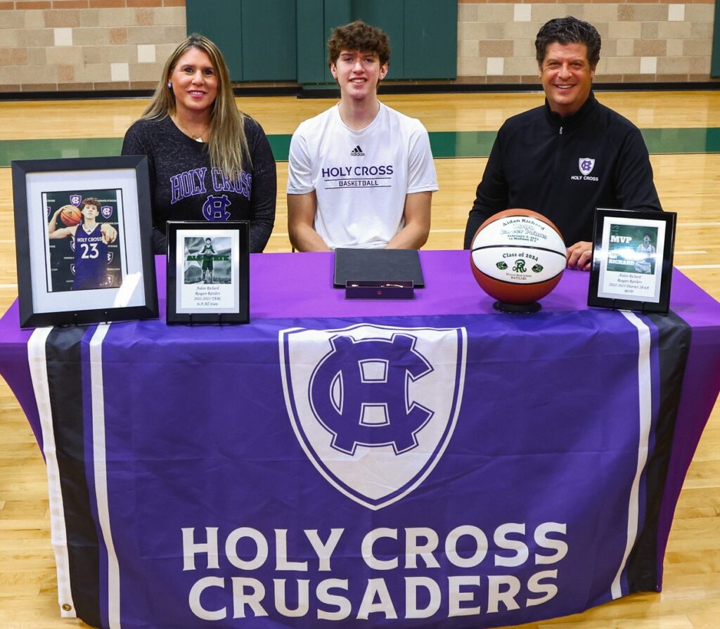 Reagan’s Aidan Richard Commits to Division I Holy Cross for Basketball
